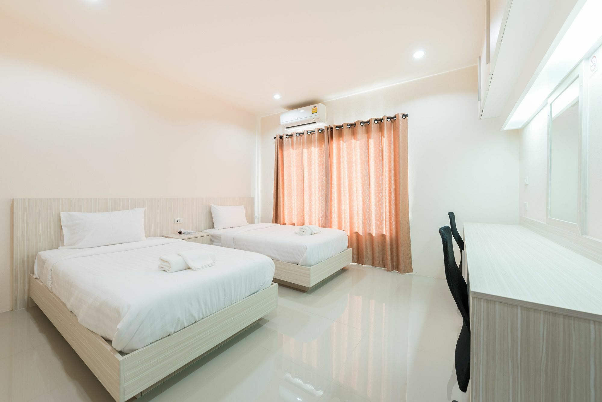 At One Hotel Chiangrai Chiang Rai Esterno foto